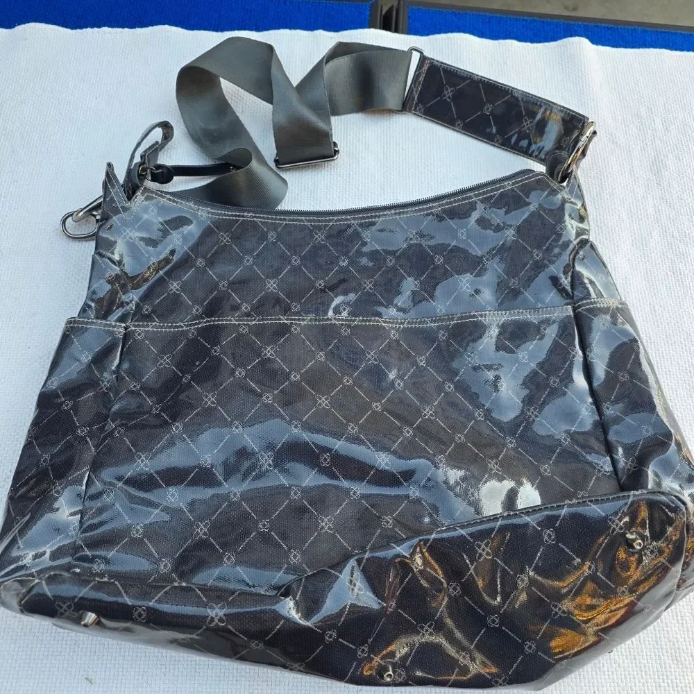 Oioi Australian diaper bag